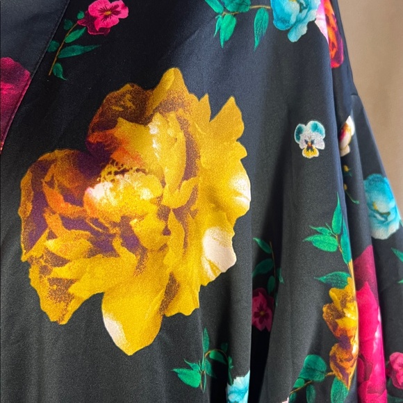 INC International Concepts floral kimono robe - Picture 2 of 5